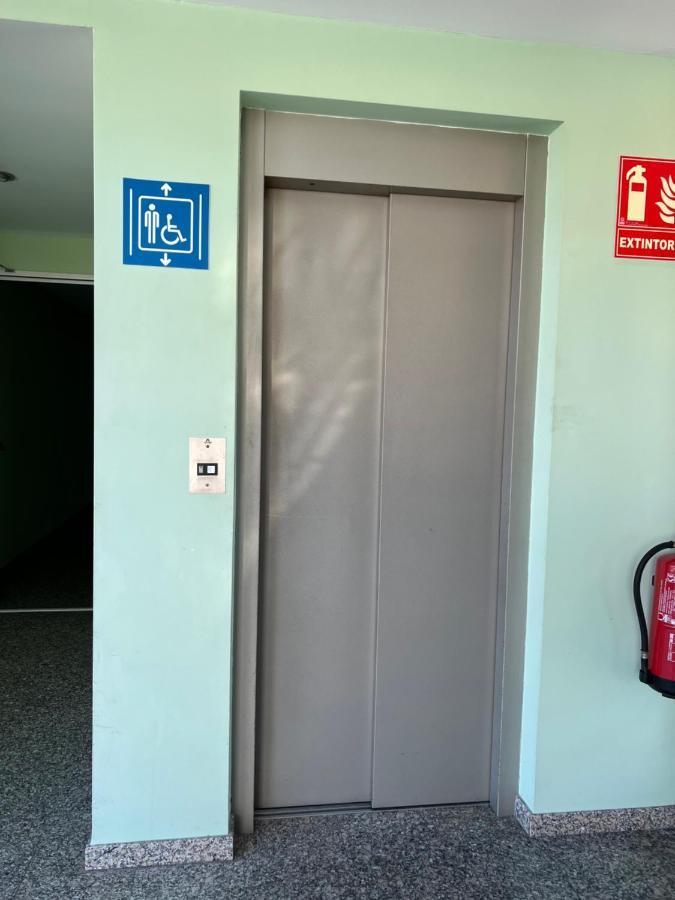 Hotel Chips Ferrol Narón المظهر الخارجي الصورة